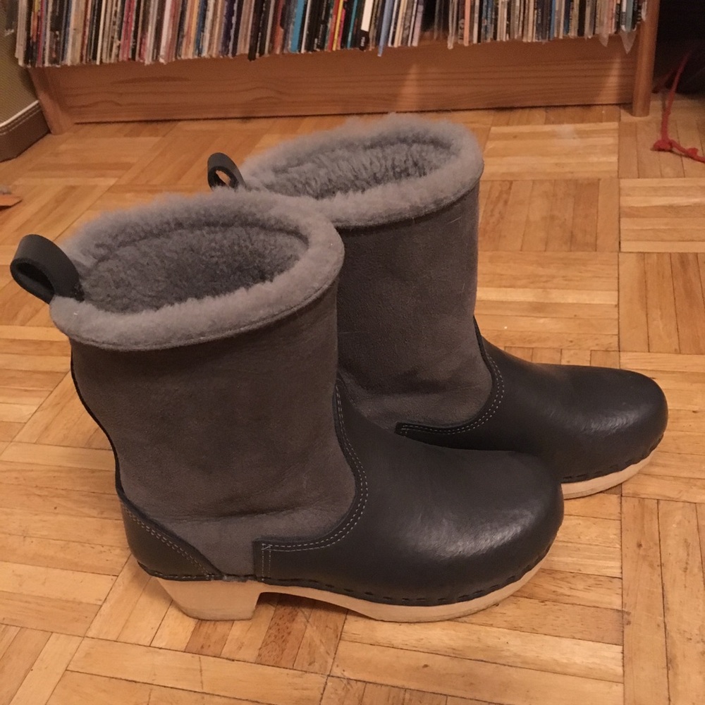 SVEN shearling boots size 38 💕💕